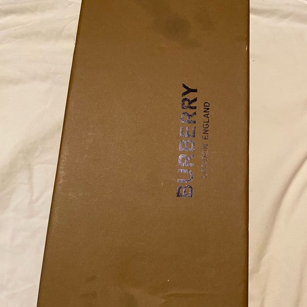 Burberry Black and Tan Check Sandals Size 7 - Picture 7 of 7